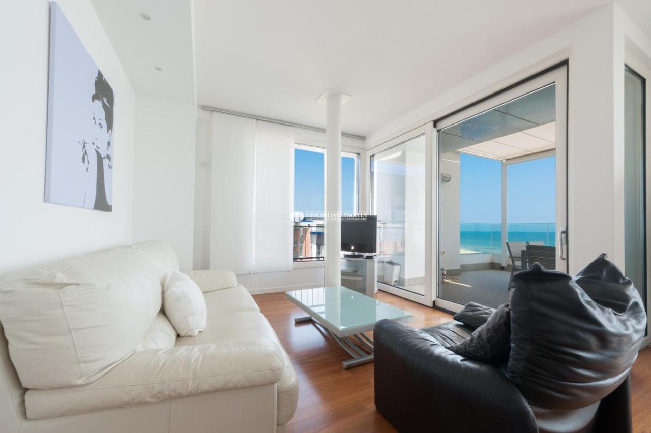 לידו די ג'סולו Residence Frontemar Immobiliare Pacella מראה חיצוני תמונה